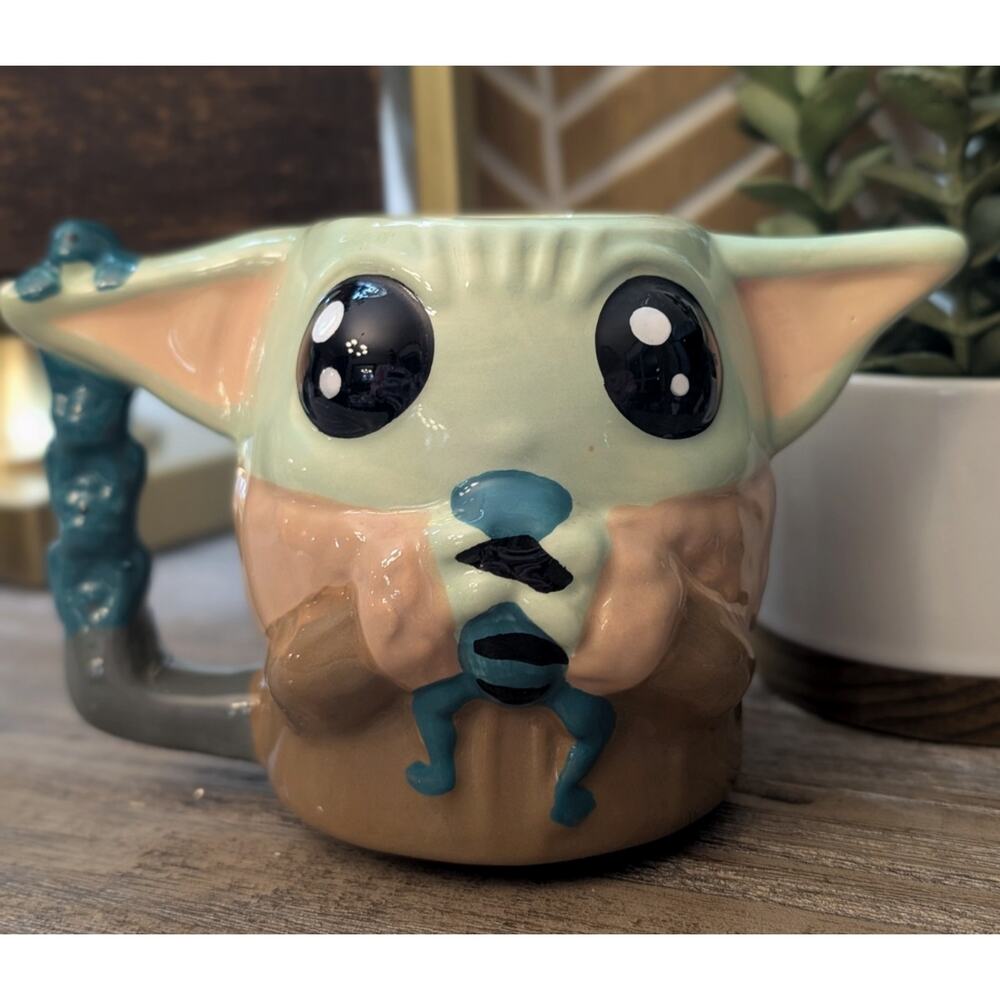Star Wars Grogu Baby Yoda 3D Sculpted Ceramic Mug Zak Designs 11.5oz